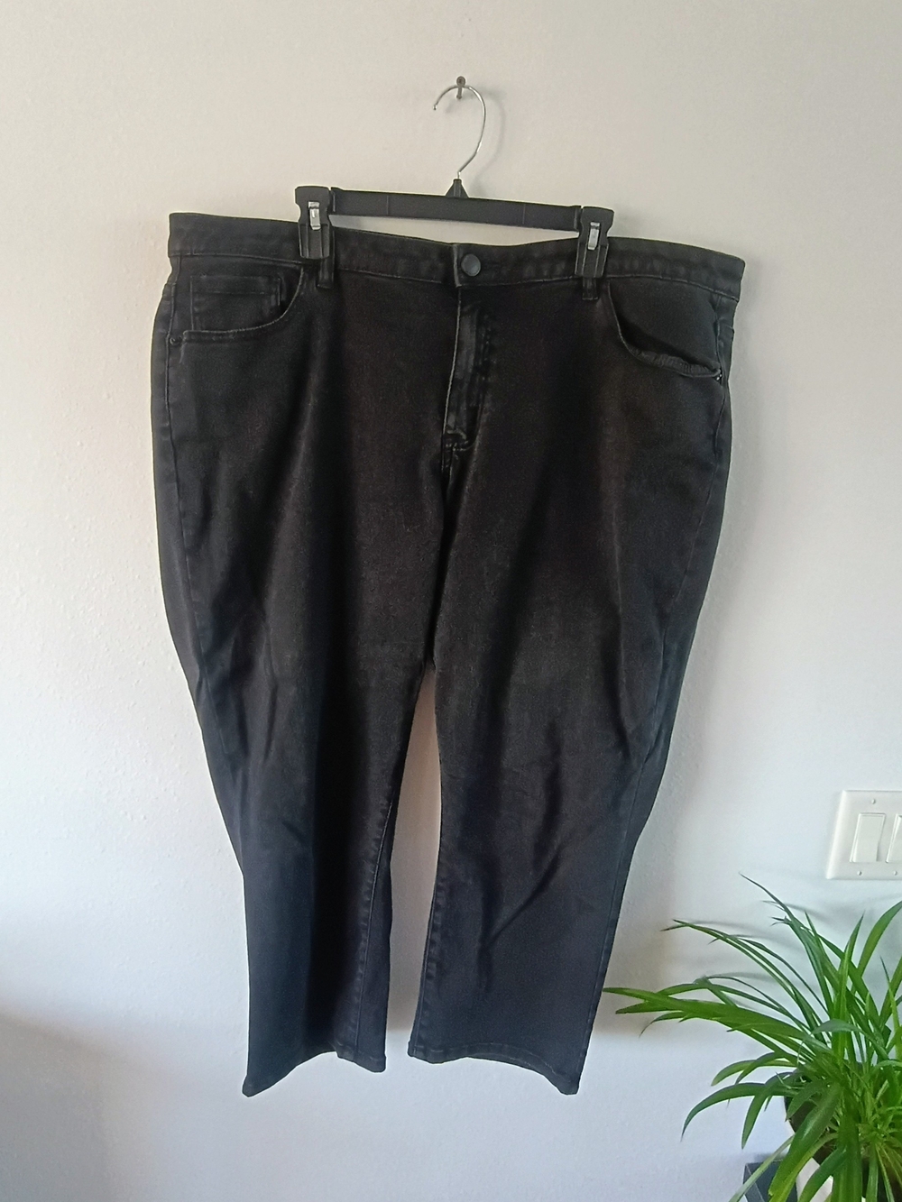 Lane Bryant Super Stretch Capri Jeans Black Low Rise Women's Size 24 Plus